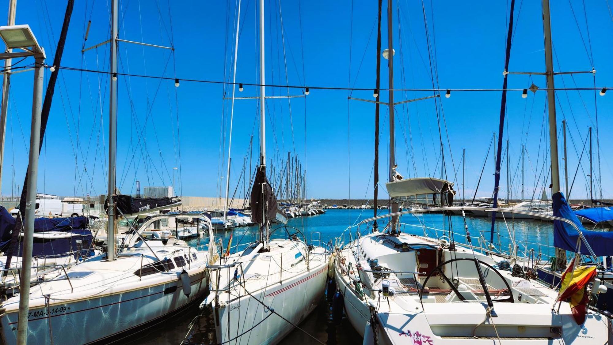 Stunning Fuengirola Gem With City And Sea Views Екстер'єр фото
